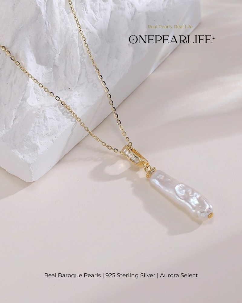 Eira – AAA Quality Natural Baroque Long Teardrop Pearl Pendant | 8×12mm | 18K Gold Vermeil orr 925 Sterling Silver Onepearlife