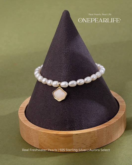 Marina – AAA Quality Rice-Shaped Aurora Natural Freshwater Pearl Bracelet | 4–4.5 mm | 18K Gold Vermeil Onepearlife
