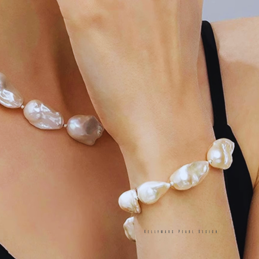 Vera – 14–16mm Natural Big White Baroque Pearl Bracelet