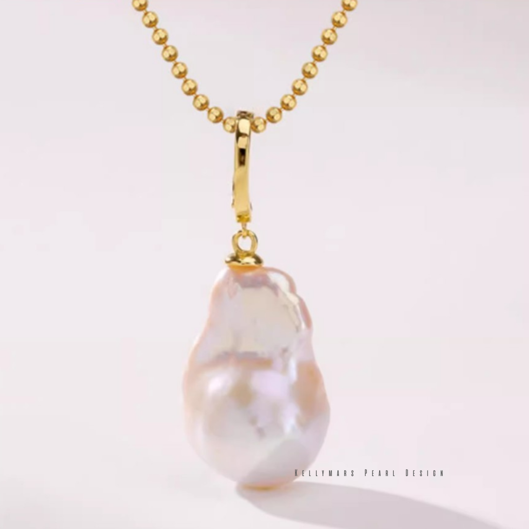 Muse – 14–16mm Baroque Pearl Pendant Necklace in 18K Gold Plated