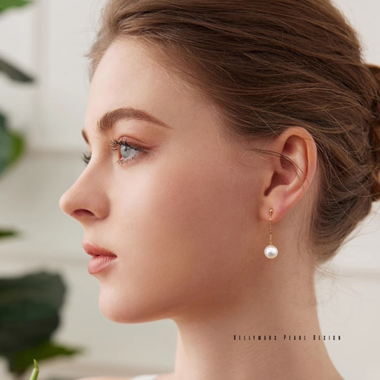 Lyra – 5–8.5mm Japanese Akoya Pearl Dangling Earrings in 18K Solid Gold