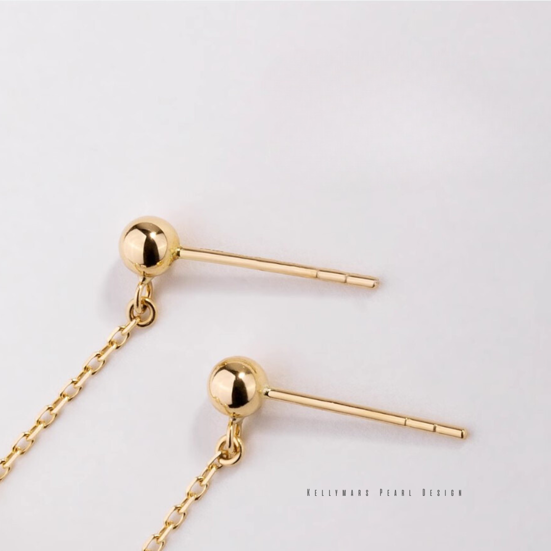 Japanese Akoya pearl dangling earrings in 18K solid gold, real pearl earrings for weddings or dainty everyday luxury.