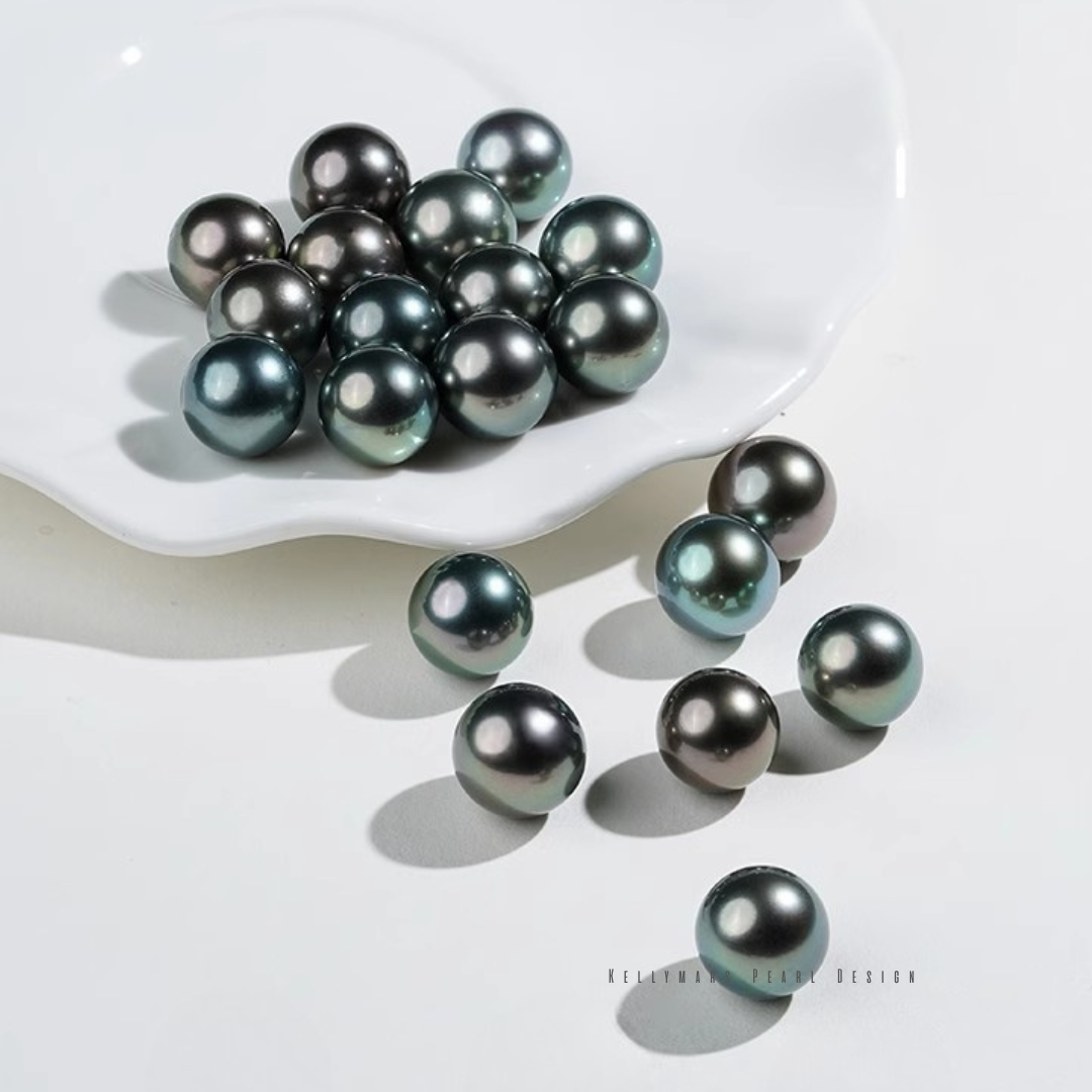 Solene – 5–9.5mm Tahitian & Akoya Pearl Statement Necklace in 18K Gold