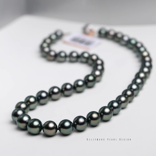Vanta – 9–9.5mm 18K Solid Gold Tahitian Black Pearl Necklace