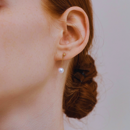 Lyra – 5–7.5mm Japanese Akoya Pearl Dangling Earrings in 18K Solid Gold