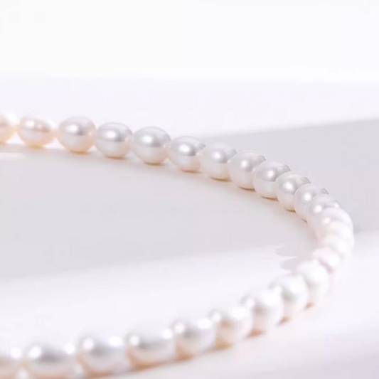 5mm-5.5mm 18K Gold Minimalist Rice Pearl Necklace Choker - AAA Quality