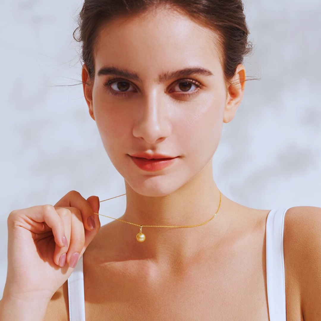 10mm-10.5mm 18K Gold South Sea Golden Pearl Solitaire Pendant Necklace - AAA Quality