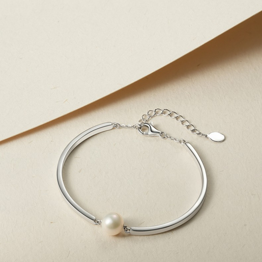 7mm-7.5mm Hypoallergenic 925 Sterling Silver Natural Freshwater Pearl Bracelet - AAA Quality
