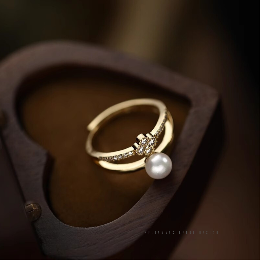 Vela – 5–5.5mm Natural Pearl Adjustable Open Ring in 18K Gold Plated
