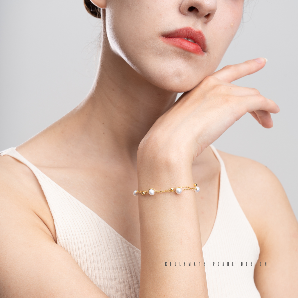 Liora – 5–5.5mm Natural Freshwater Pearl Double Layer Bracelet