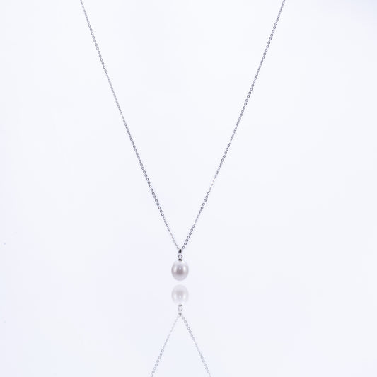 Lumen – 7–7.5mm Natural Oval Freshwater Pearl Pendant