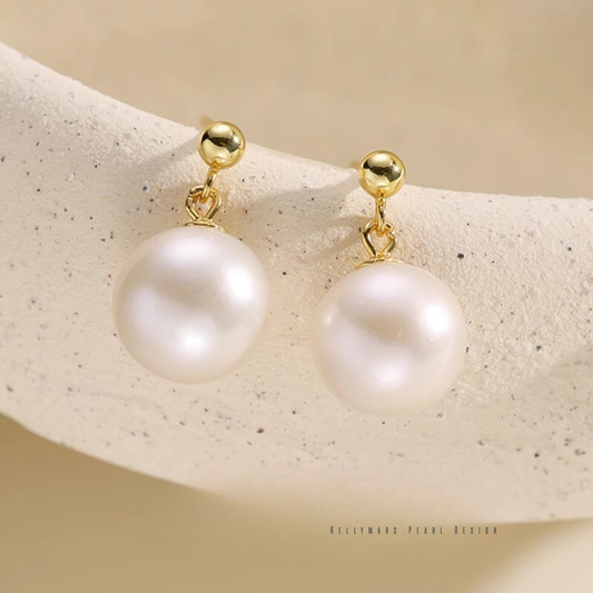 Seraph – 9–9.5mm 18K Solid Gold Natural White Edison Freshwater Pearl Earrings