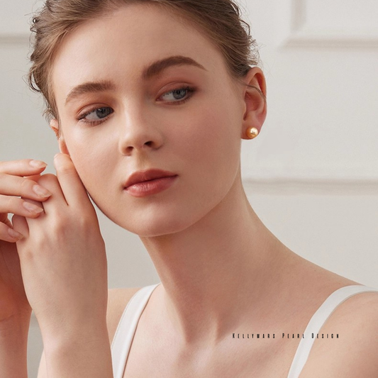 9–9.5mm South Sea pearl stud earrings in 18K solid gold, real pearl earrings for elegant weddings or luxury gifts for her.