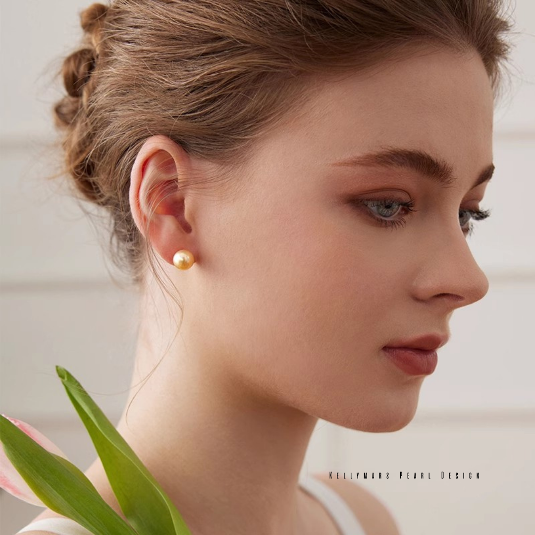9–9.5mm South Sea pearl stud earrings in 18K solid gold, real pearl earrings for elegant weddings or luxury gifts for her.