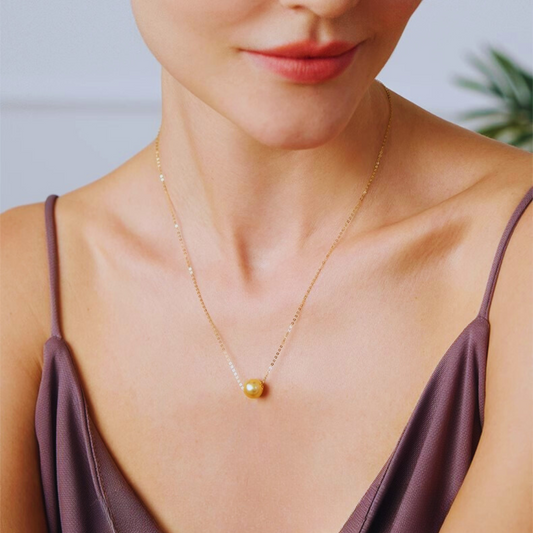 10mm-10.5mm  18K Solid Gold South Sea Pearl Pendant Necklace - AAAA Quality（With GIA Certificate)