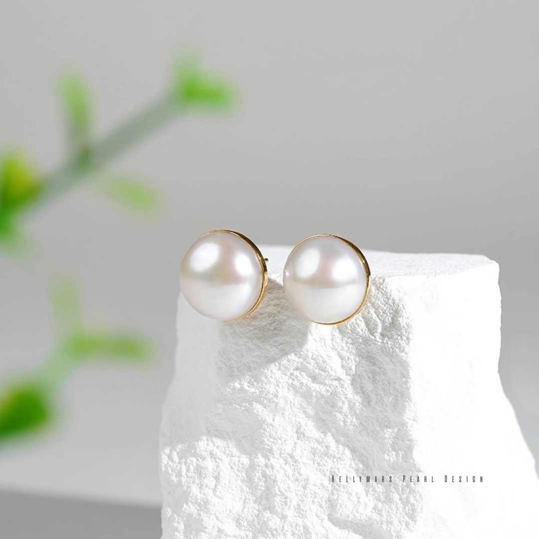 12–12.5mm Mabe pearl earrings in 18K gold – vintage inspired pearl jewelry with bold elegance