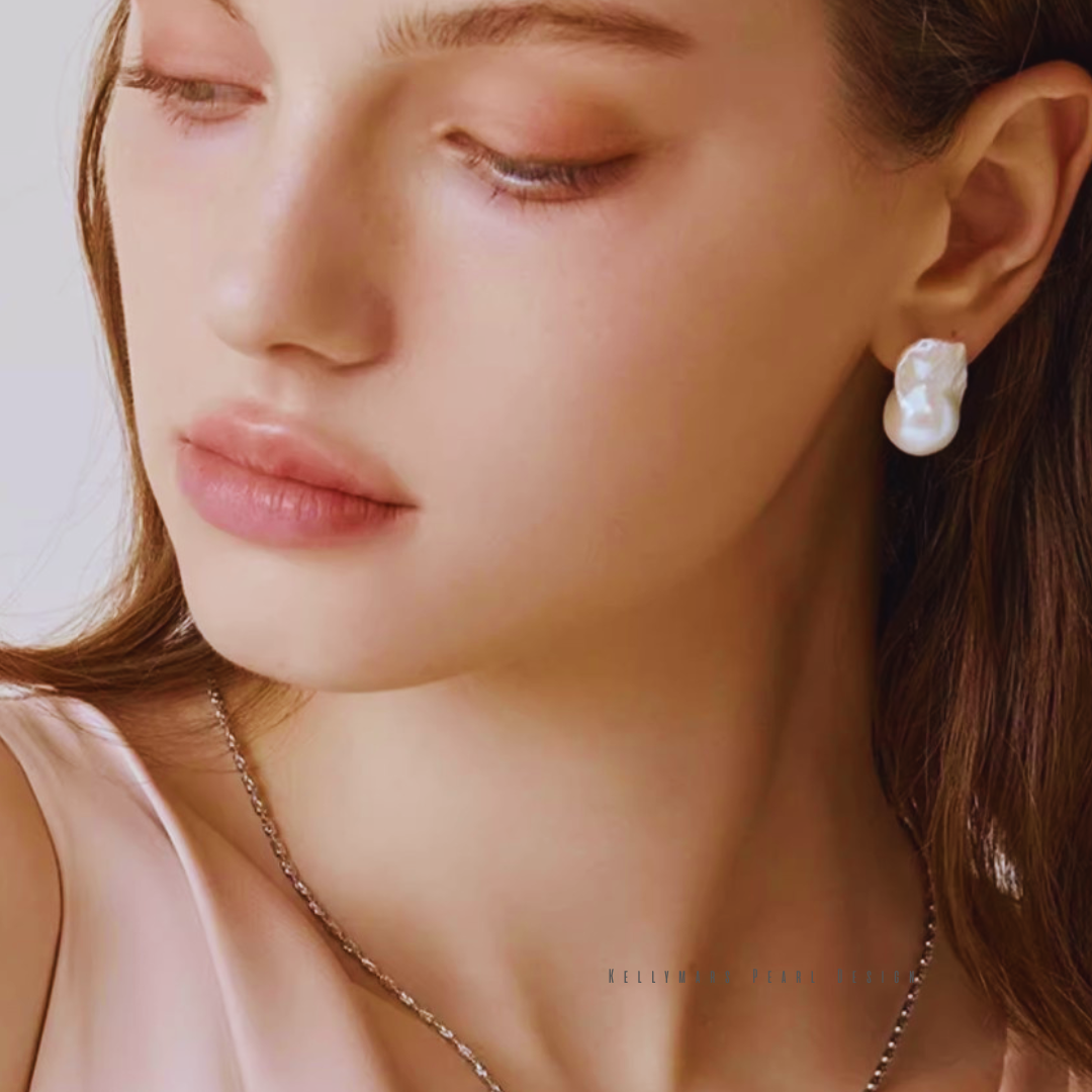 Amara – 14–16mm 18K Gold Plated Large Baroque Pearl Stud Earrings