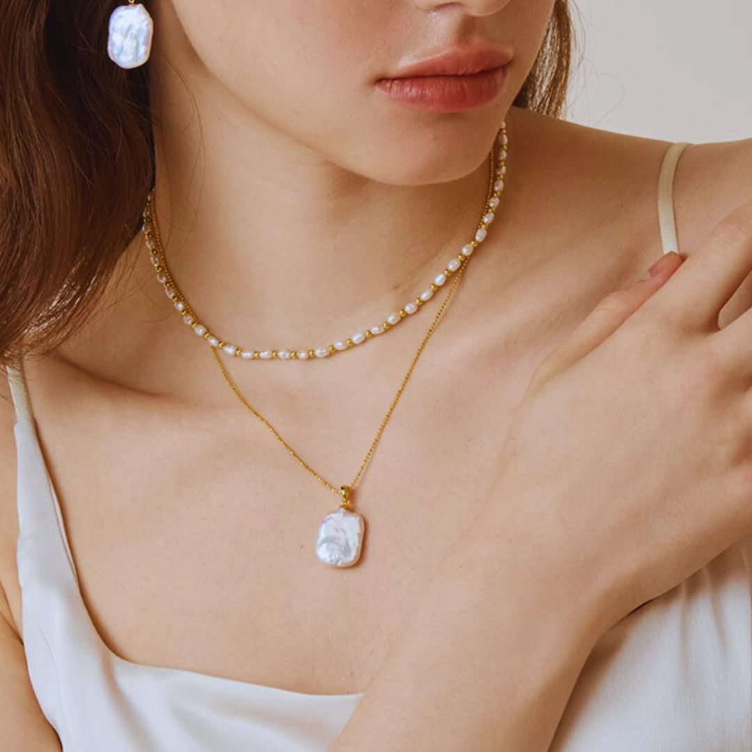 18K Gold Minimalist Baroque Pearl Necklace Pendant - AAA Quality