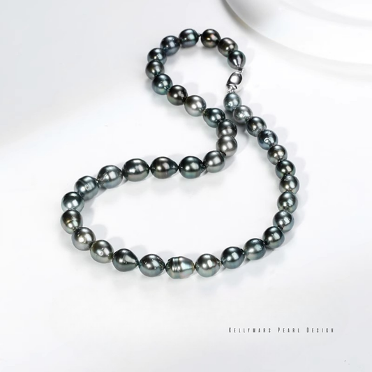 Raven – 8–9mm Black Tahitian Baroque Ripple Pearl Necklace in 925 Sterling Silver