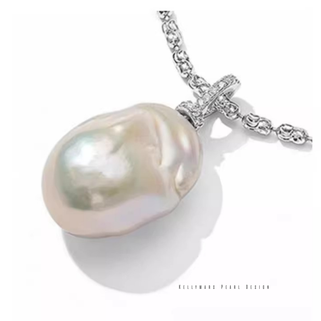 Thalia – 14–16mm Natural Baroque Pearl Pendant Necklace in 925 Sterling Silver
