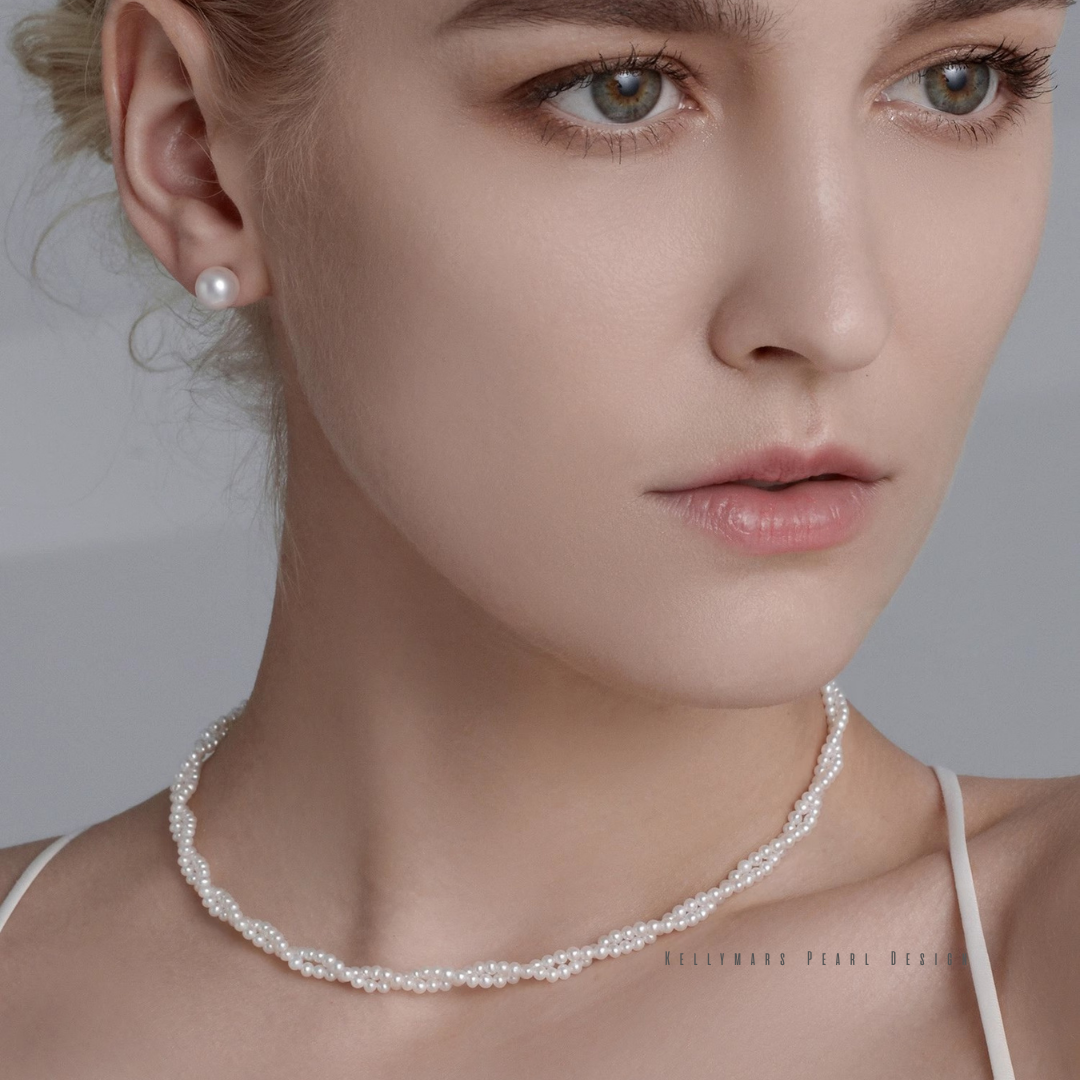Twilight - 2.5–3mm Double-Layered Natural Freshwater Aurora Pearl Necklace in 18K Solid Gold