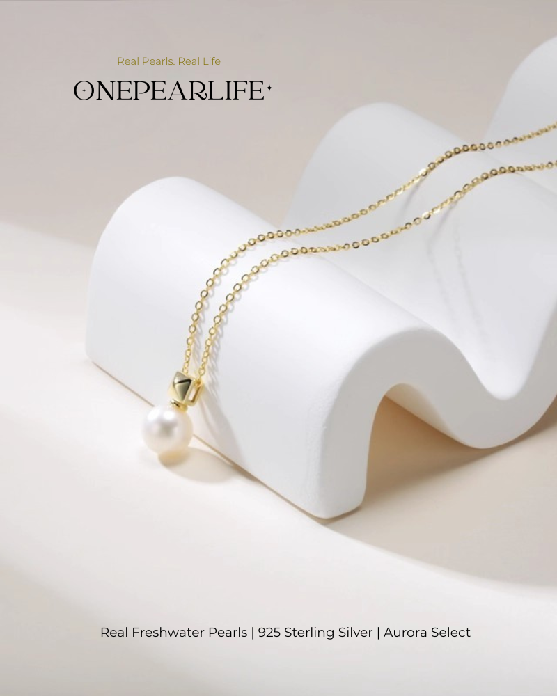 Aveline – AAA Quality Natural Freshwater Pearl Necklace | 8–8.5mm | 18K Gold Vermeil Pendant