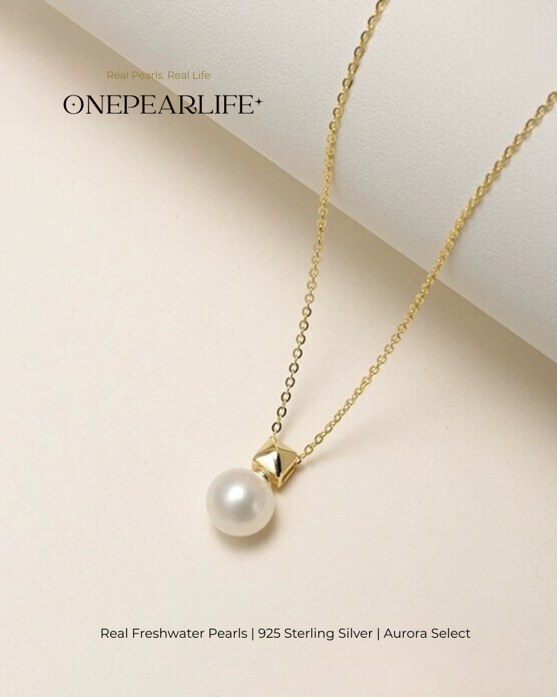 Aveline – AAA Quality Natural Freshwater Pearl Necklace | 8–8.5mm | 18K Gold Vermeil Pendant