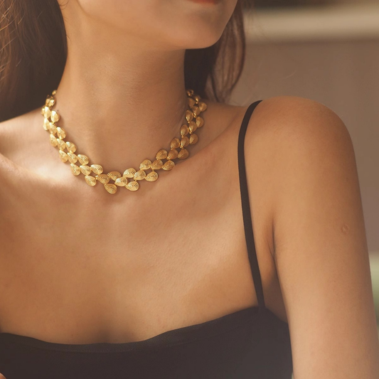 Designed Gold Vintage Necklace