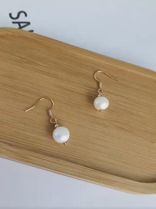 DIY Handmade Baroque Button Pearl Hooks（Level A Difficulty - Beginner Level）