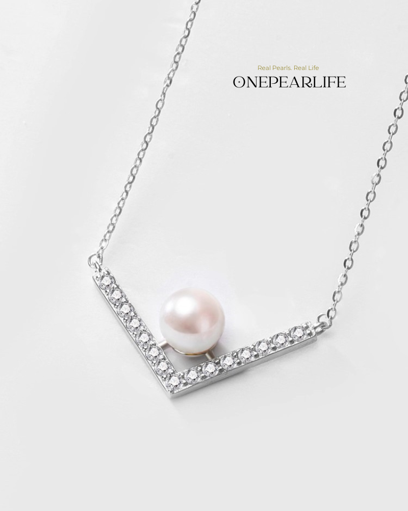 Revelation – AAA Quality Natural Freshwater Pearl V-Shaped Pendant | 7–7.5mm | 925 Sterling Silver Onepearlife
