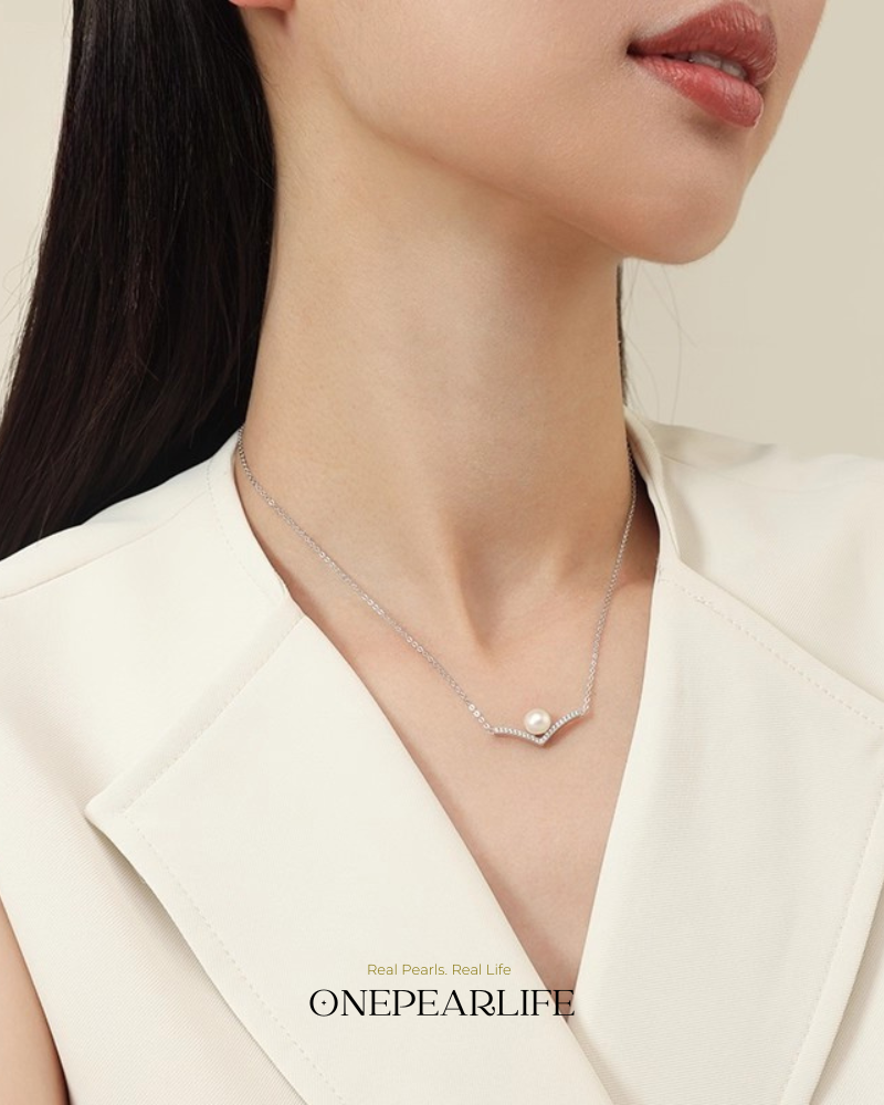 Revelation – AAA Quality Natural Freshwater Pearl V-Shaped Pendant | 7–7.5mm | 925 Sterling Silver Onepearlife