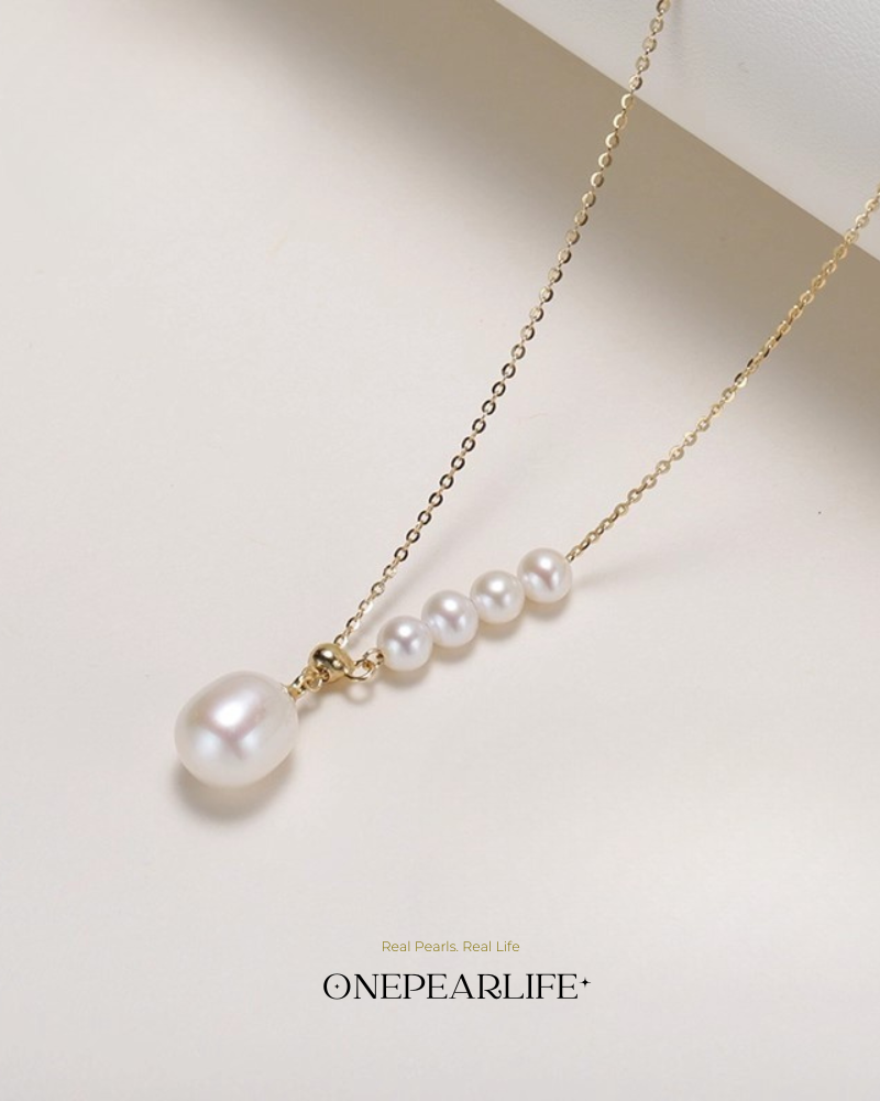 Serenity – AAA Quality 18K Gold Vermeil Natural Freshwater Oval Pearl Pendant | 4×9.5mm Onepearlife
