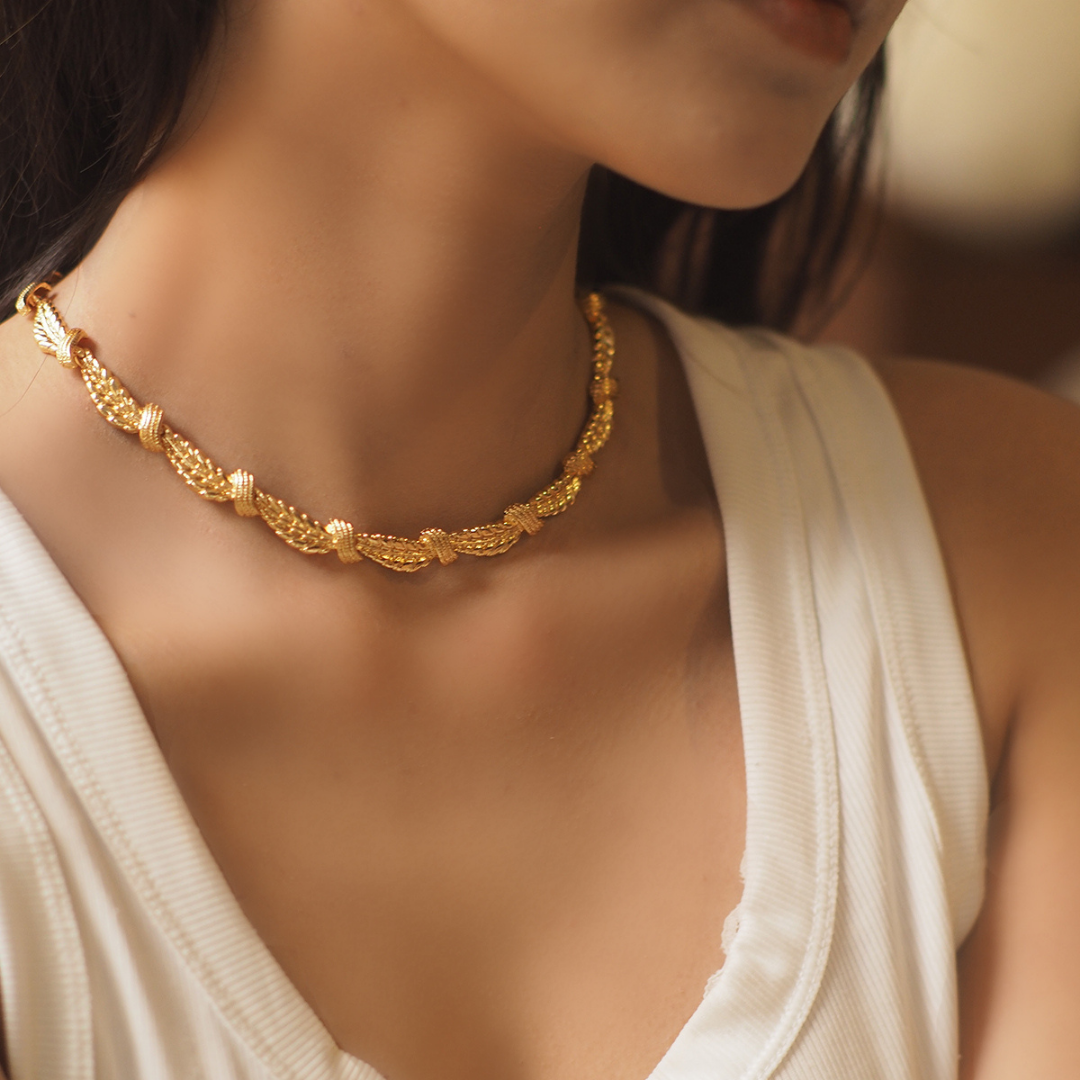 Minimalist Gold Chic Necklace