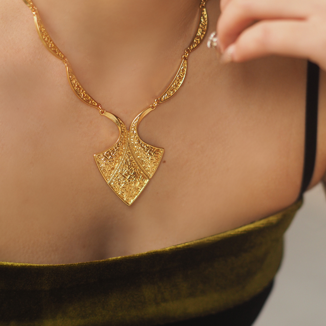 Art Deco Vintage Gold Necklace